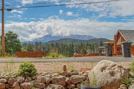 Cabin~Views~Heart Of Town~W&D~Fireplace~Kitchen Woodland Park Zewnętrze zdjęcie