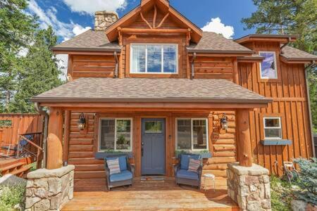 Cabin~Views~Heart Of Town~W&D~Fireplace~Kitchen Woodland Park Zewnętrze zdjęcie