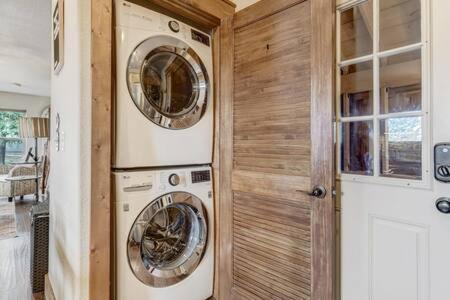 Cabin~Views~Heart Of Town~W&D~Fireplace~Kitchen Woodland Park Zewnętrze zdjęcie